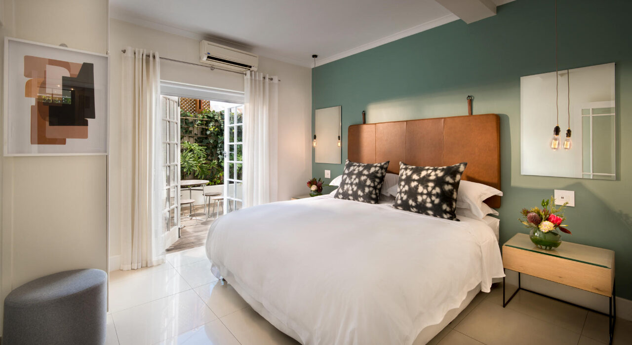 more-quarters-hotel-01
